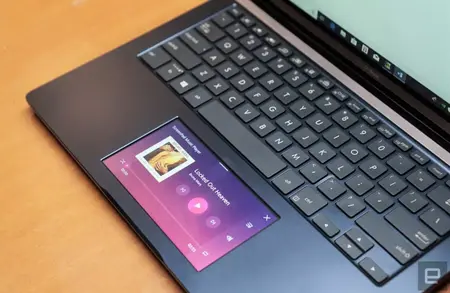 How to Use a Laptop Trackpad