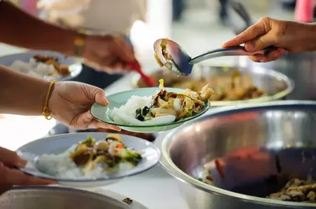 How to Use a Serving Spoon