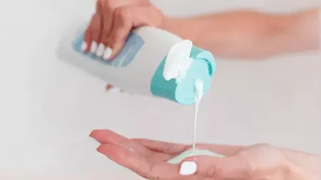 How to Use a Shampoo