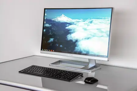 How to Use a Computer Monitor