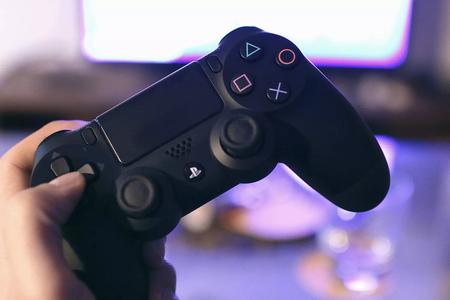 How to Use a Gaming Console
