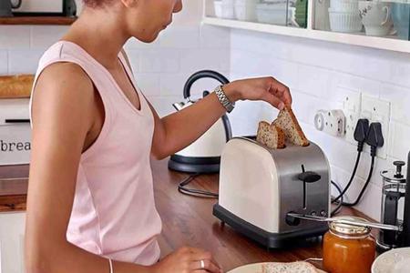 How to Use a Toaster