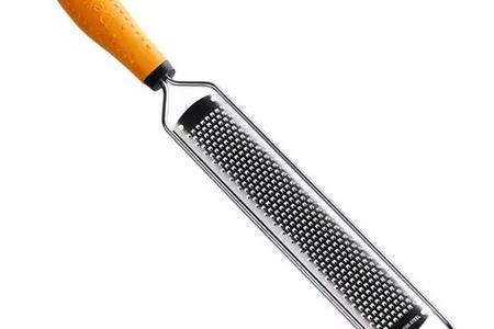 How to Use a Zester